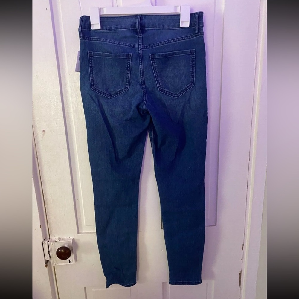Old Navy Super Skinny Mid Rise Jeans Size 4 - Picture 2 of 4